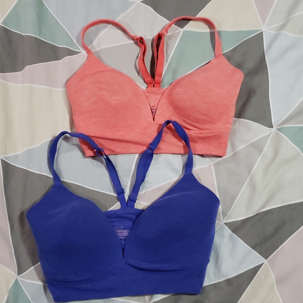 GapBody breathe padded wireless pullover